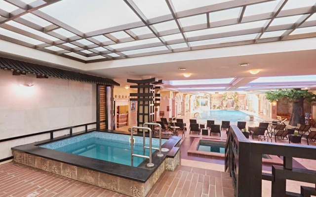 Hotel Grinn Biznes-Klass
