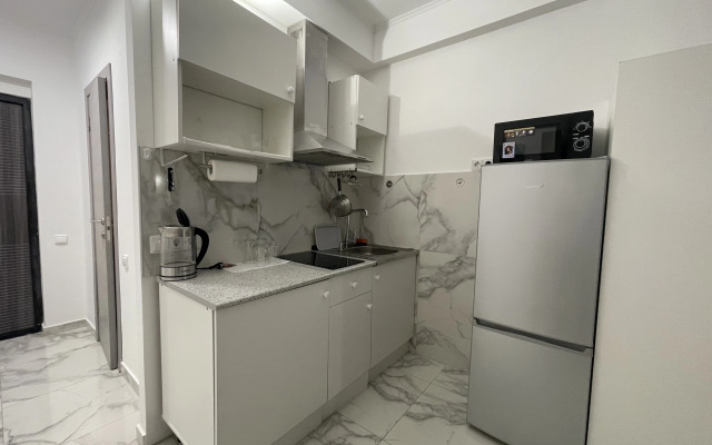 Sutki Na Prolet Flat
