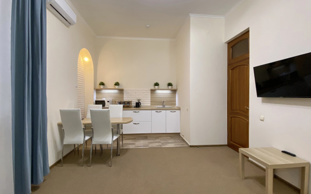 Irbis Hotel