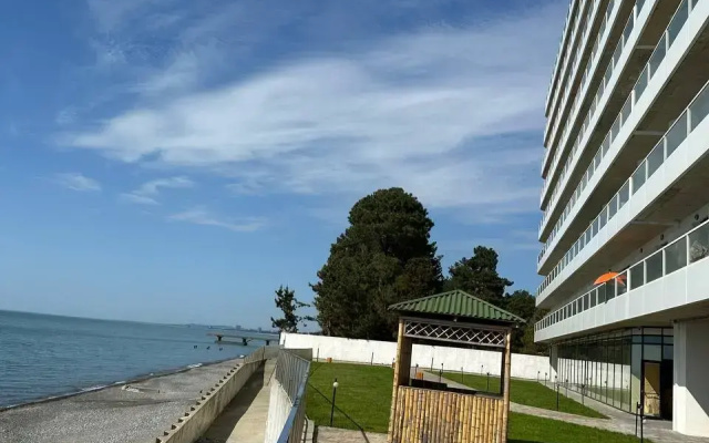 Apartamenty na plaze s vidom na more Bambo Bic Cihisdziri