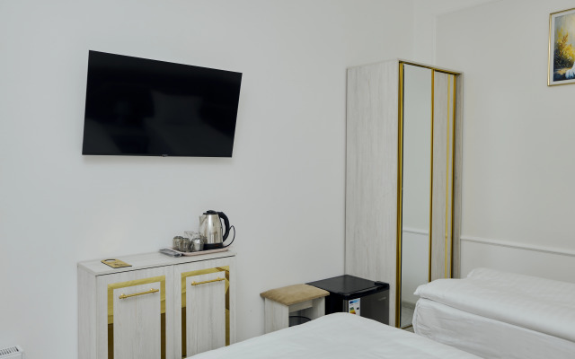 Hotel Registon Gold
