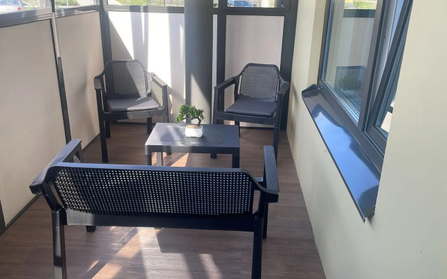 Апартаменты в ЖК Юттери Комфорт Класса с Большим Балконом