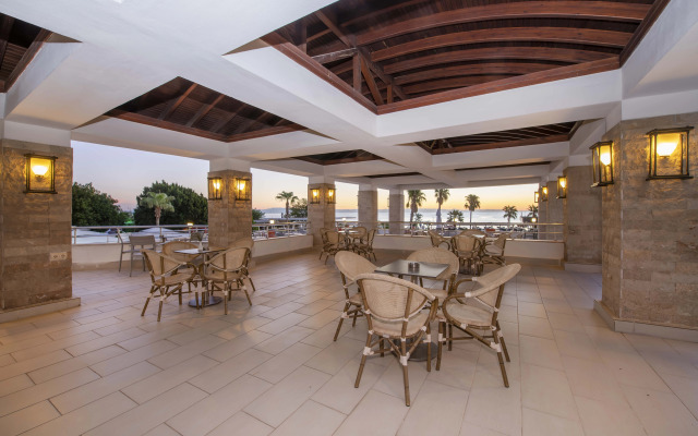 Armas Gul Beach (ex. Otium Gul Beach Resort)
