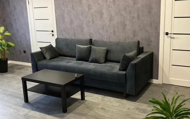 2-Kh Komnatnaya Kvartira V Samom Tsentre,45 M2 Flat