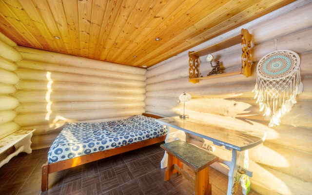 V Ostovkakh - 134 Metra Guest House