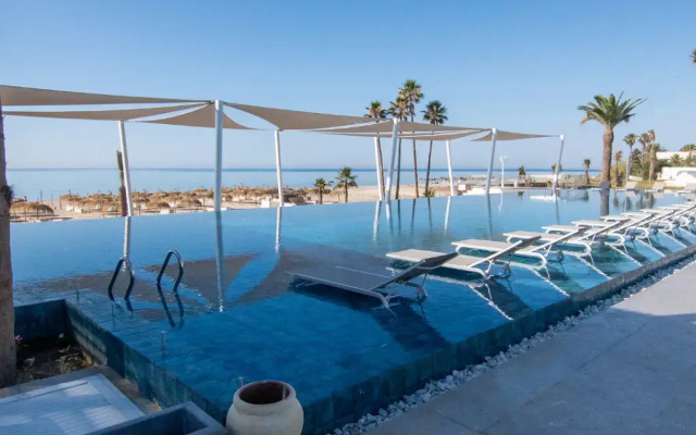 Resort One Resort Premium