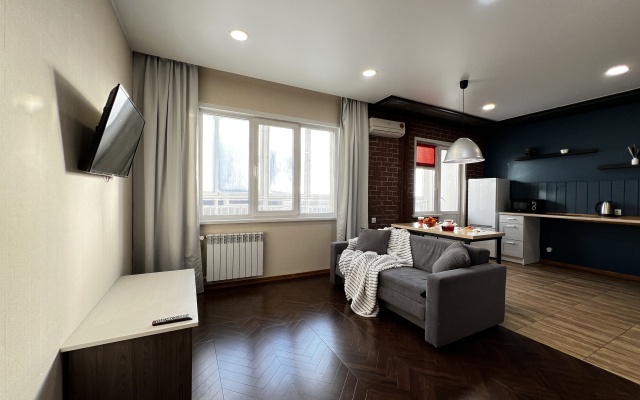 Loft apartament s vidom na reku vozle Akvaparka Flat