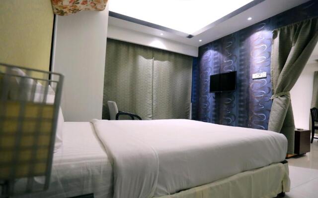 Orchid Business Hotel