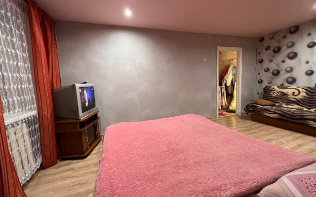 Апартаменты возле Мега Гринна