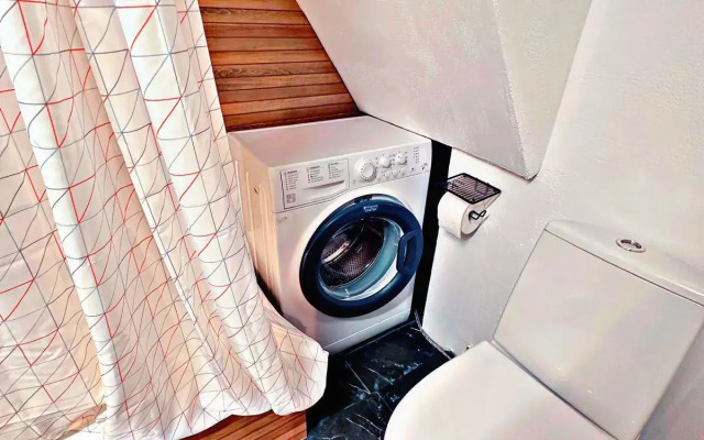 U Metro Prazhskaya Flat