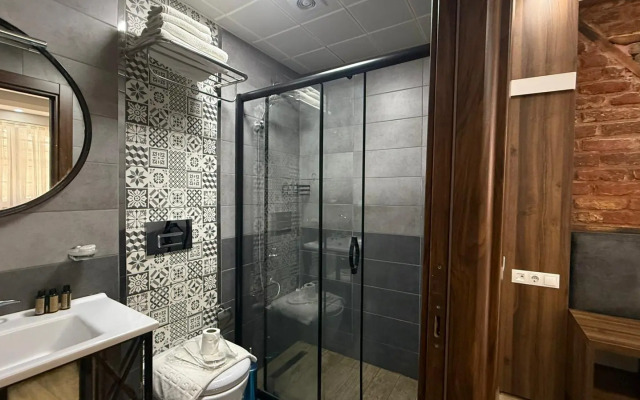 Han Suite Hotel