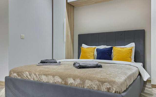 Квартира Уютная и Стильная Студия с Кондиционером в Доме Бизнес-Класса