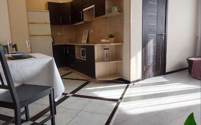 Na Teatralnoy Ploschadi Flat