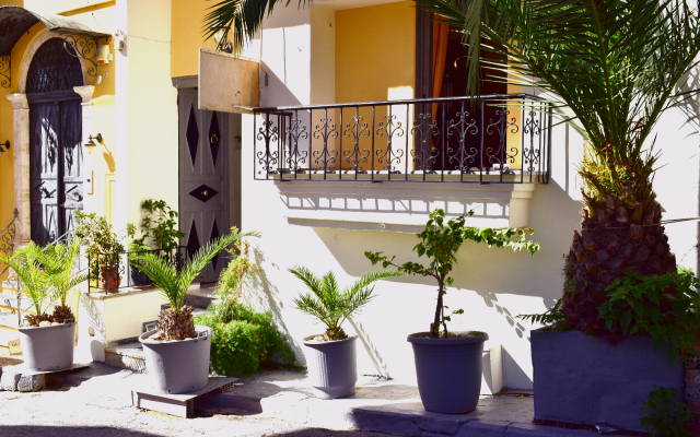 Stoa Rooms Apartments