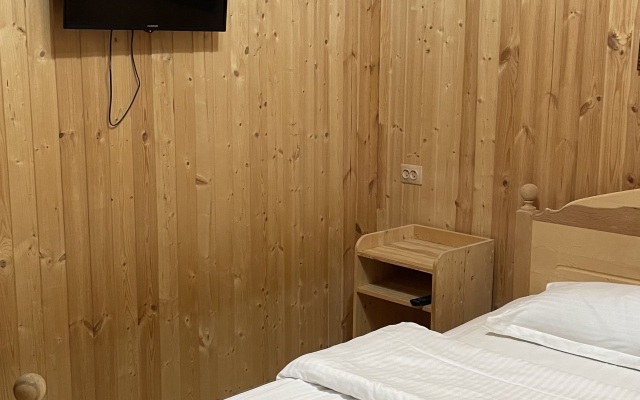 Kyarcha Guest House