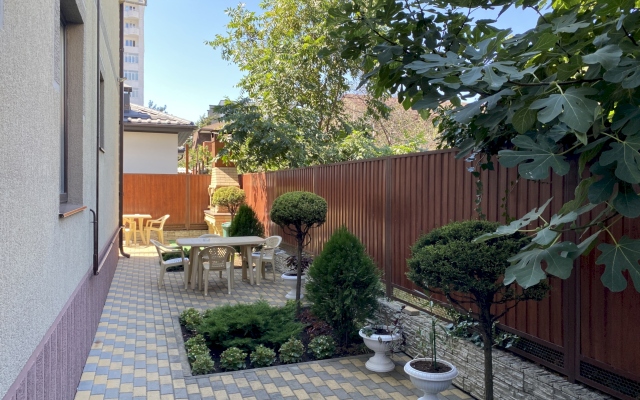 396 Michurina 7 Guest House