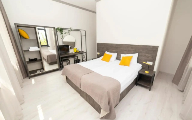 Popock Goris Guest House
