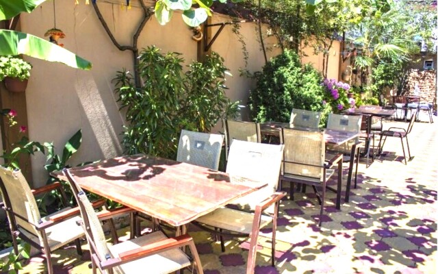 Atmosfera Guest House