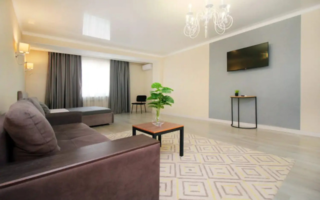 Urban Trio 330 Apartment