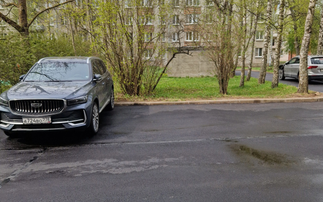 Квартира Трехкомнатная в Петергофе
