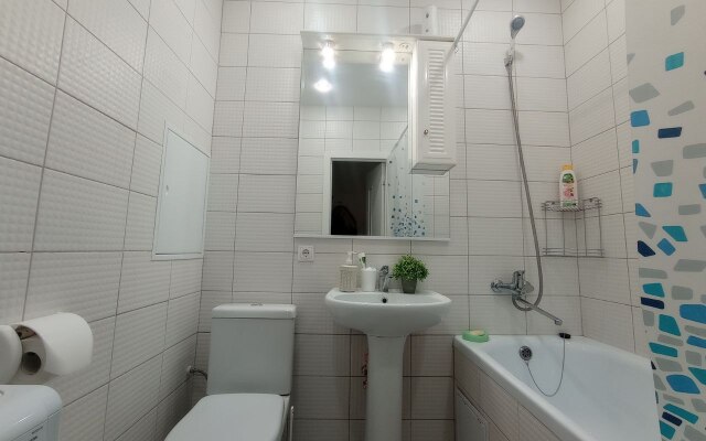 Live-In-Comfort Na Vysotnoy 9-17 Flat