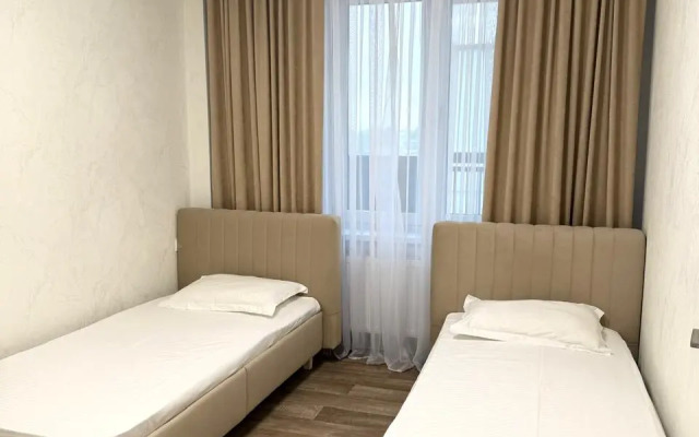 Tryokhkomnatnaya Kvartira V Mezhdurechye Flat