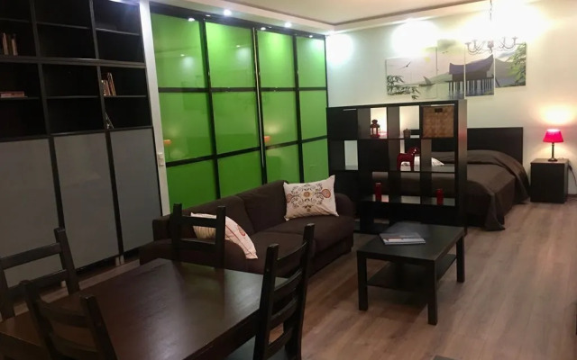 Na Ulitse Naberezhnaya Reki Moyki 56 Flat