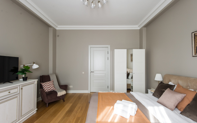 Квартира GM Apartments Пятикомнатные LUX у Кремля