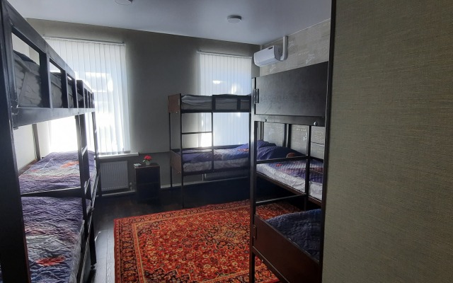 Petrovskiy Dvor Hostel