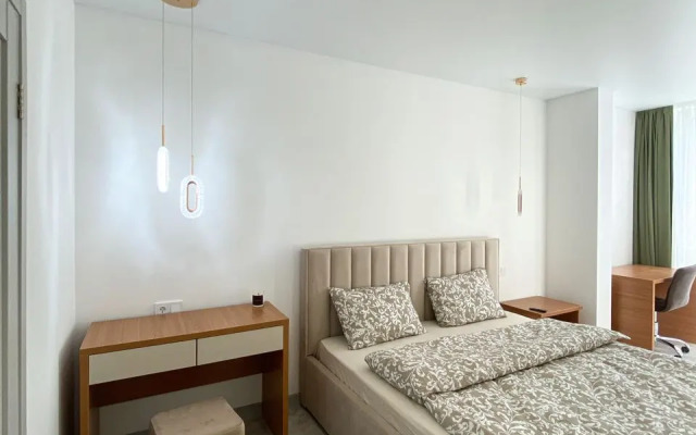 Апартаменты с кроватью 180 см, ванной и панорамными окнами, с 15 по 17 этаж