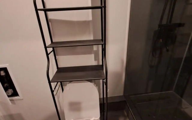 Studiya na 4 etazhe Apartments