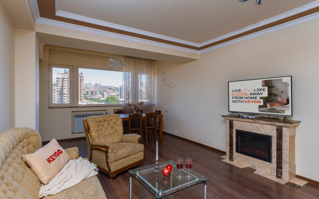 KeyGo #0164, 2 Bedroom, City Center, Saryan Street Apartments