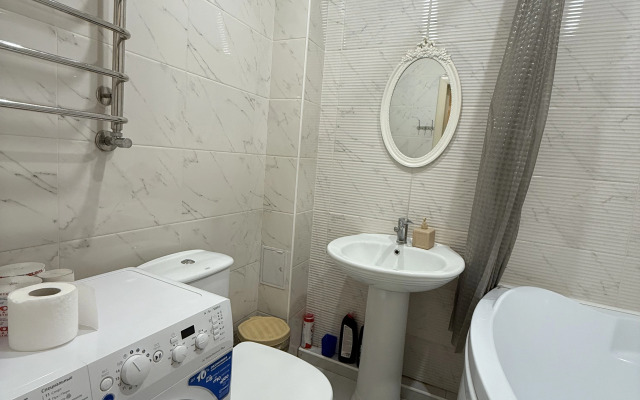 Апартаменты Студия в новостройке на первом этаже