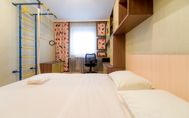 Pyat' Zvezd Na Monakova 33 Apartments