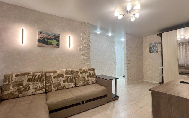 Na Ulitse Oktyabryskaya 42 Flat