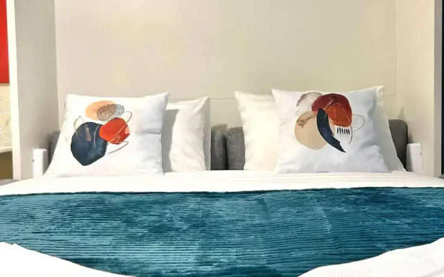 Studio Flow Apartments