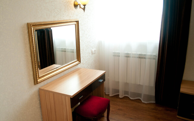 New Astoria Hotel