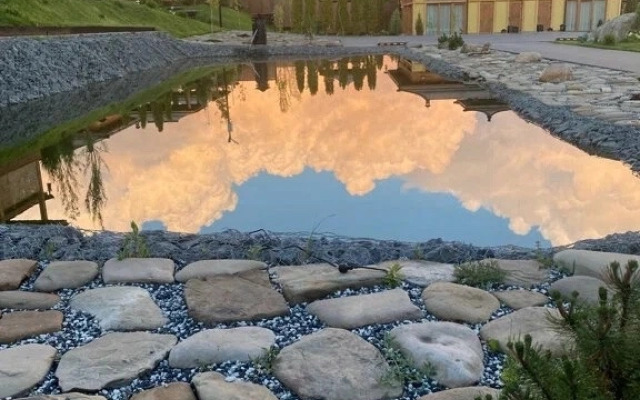 Sunrise Village Apart-Hotel