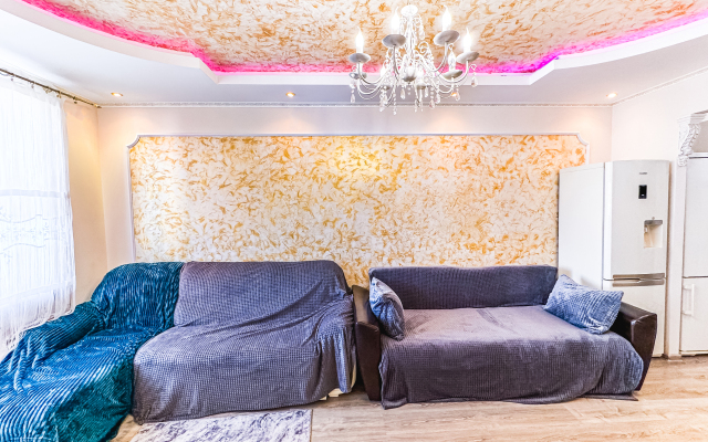 S zaseleniyem Lutshiy servis Posutochno50 Apartments