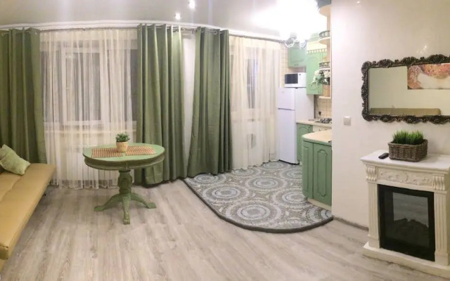 Na Pervomayskoy 98 Flat