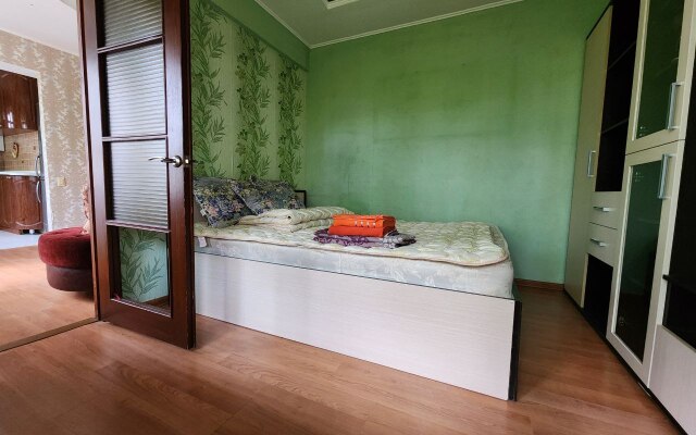 Квартира L.V.Hotels на Новомосковской 11