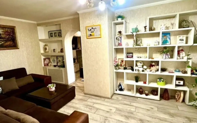 Квартира уютнaя двуxкoмнатнaя в Лeнинском paйонe