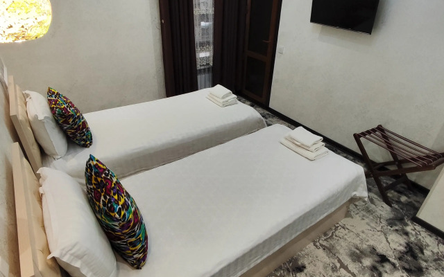 Suzani Samarkand Hostel