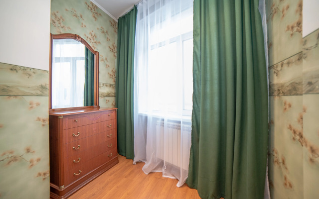 Апартаменты Радищева 12 трехкомнатная