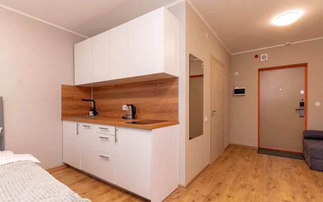 U Metro Parnas 1971 Apartment