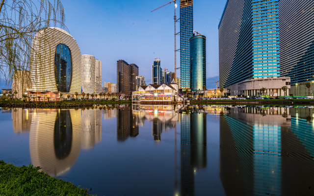 Апартаменты Elegant Comfort at Alliance Palace