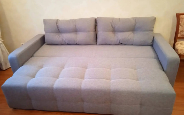 Квартира Суворова 28