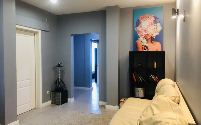 Квартира Варшавская 80 м