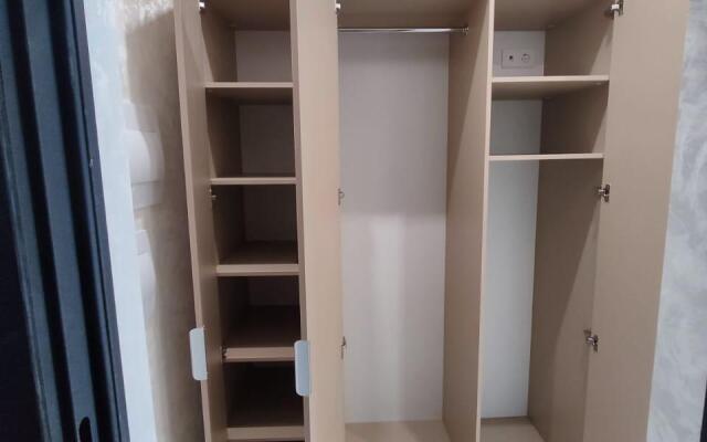 Studiya na 5 Chelovek Flat