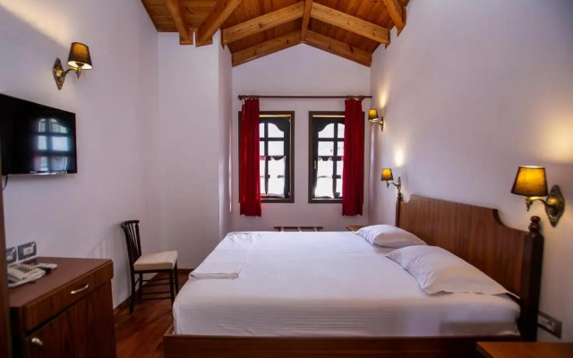 Onufri Hotel